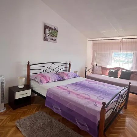 Beachfront Neves Appartamento *