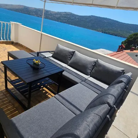 Beachfront Neves מרינה